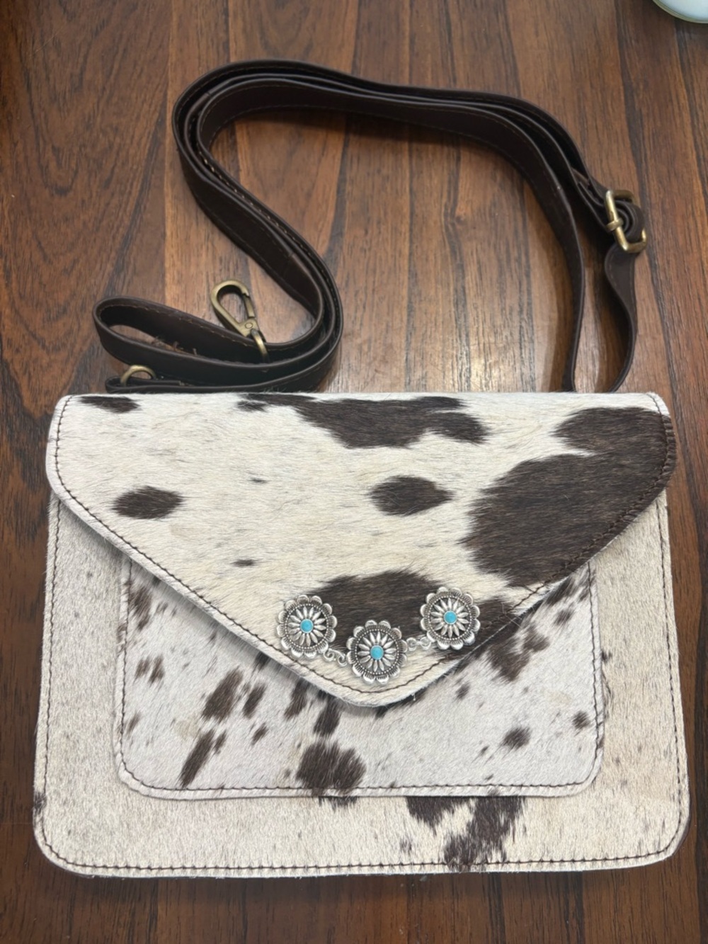 Cowhide Crossbody Bag with Turquoise Concho Accents - Brown & White